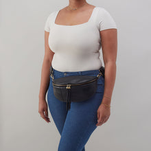 Load image into Gallery viewer, Hunter Medium Belt Bag