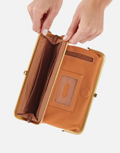 Load image into Gallery viewer, Hobo Lauren Clutch-Wallet