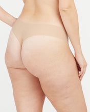 Load image into Gallery viewer, Spanx Under Statement Thong