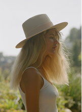Load image into Gallery viewer, Benson Tri Beige Hat