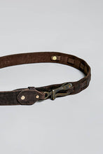 Load image into Gallery viewer, Rugged Vintage Leather Belt