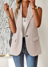 Load image into Gallery viewer, Sleeveless blazer