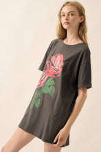Load image into Gallery viewer, Roses Vintage-Wash Tee