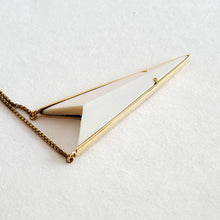 Load image into Gallery viewer, Brass horn bone collection necklace