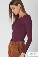Load image into Gallery viewer, Clean Line Boat Neck LS Top
