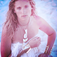 Load image into Gallery viewer, Brass horn bone collection necklace