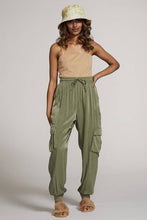 Load image into Gallery viewer, Textured Satin Cargo Pants