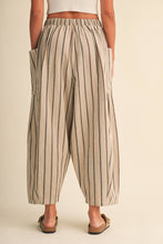 Load image into Gallery viewer, Lella Pants