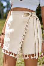 Load image into Gallery viewer, Tassel Trim Skort