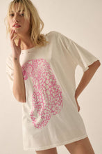 Load image into Gallery viewer, Pink Leopard Tee