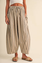 Load image into Gallery viewer, Lella Pants