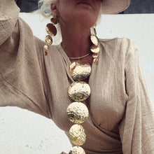 Load image into Gallery viewer, Brass disc collar Necklace
