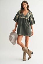Load image into Gallery viewer, Putnam Dress