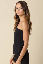 Load image into Gallery viewer, Mika Ribbed Strapless Tube Top