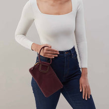 Load image into Gallery viewer, Sable Wristlet