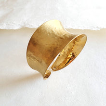 Load image into Gallery viewer, Seductive brass Curve Cuff bracelet