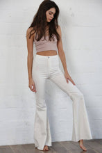 Load image into Gallery viewer, Penny Lane Jeans