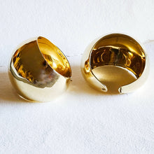 Load image into Gallery viewer, Globe dome brass Cuff bracelet