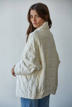 Load image into Gallery viewer, Quinn Quilted Knit Jacket