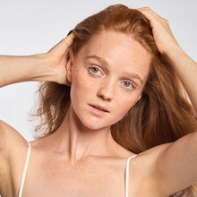 Load image into Gallery viewer, Scalp &amp; Hair Oil Applicator- Terra