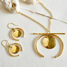 Load image into Gallery viewer, Brass hammered pendant necklace