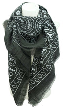 Load image into Gallery viewer, bandana scarf: Black