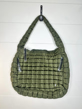 Load image into Gallery viewer, Quilted Carry All