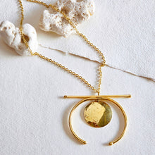 Load image into Gallery viewer, Brass hammered pendant necklace