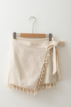 Load image into Gallery viewer, Tassel Trim Skort