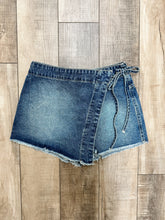 Load image into Gallery viewer, Emmy Denim Skort