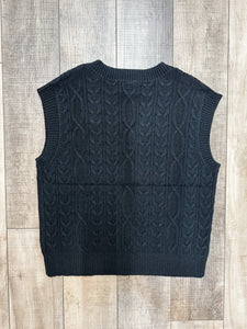 Gaya Sweater Vest