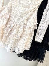 Load image into Gallery viewer, Tabby Lace Mini