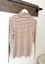Load image into Gallery viewer, Good Good Turtle Stripe