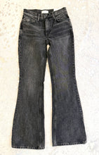 Load image into Gallery viewer, West Coast Relaxed Jean