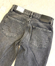 Load image into Gallery viewer, West Coast Relaxed Jean