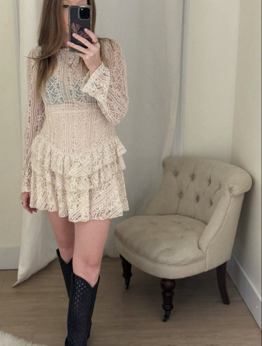 Tabby Lace Mini