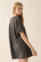 Load image into Gallery viewer, Roses Vintage-Wash Tee