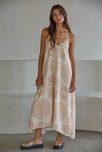 Load image into Gallery viewer, Mandala Floral Midi Dress
