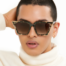 Load image into Gallery viewer, The CEO - Tortoise Brown Lens Cateye