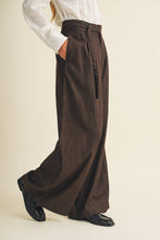 Load image into Gallery viewer, Veda Voluminous Wide-Leg Trousers