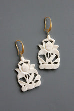 Load image into Gallery viewer, Carved white earrings