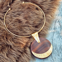 Load image into Gallery viewer, Brass brown wood sphere collar necklace