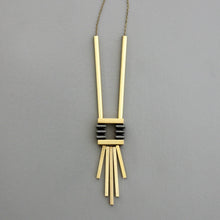 Load image into Gallery viewer, Geo pendant necklace