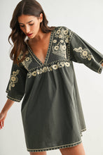 Load image into Gallery viewer, Putnam Dress