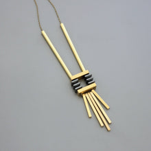 Load image into Gallery viewer, Geo pendant necklace