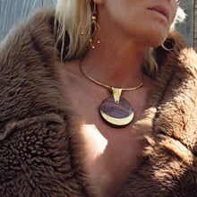 Load image into Gallery viewer, Brass brown wood sphere collar necklace