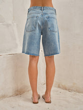 Load image into Gallery viewer, RETRO BERMUDA DENIM SHORTS