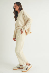 RAW EDGE DETAILED WIDE LEG PANTS