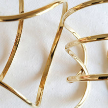 Load image into Gallery viewer, Brass cuff or upper arm band