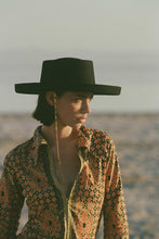 Load image into Gallery viewer, Lawson Boater Black